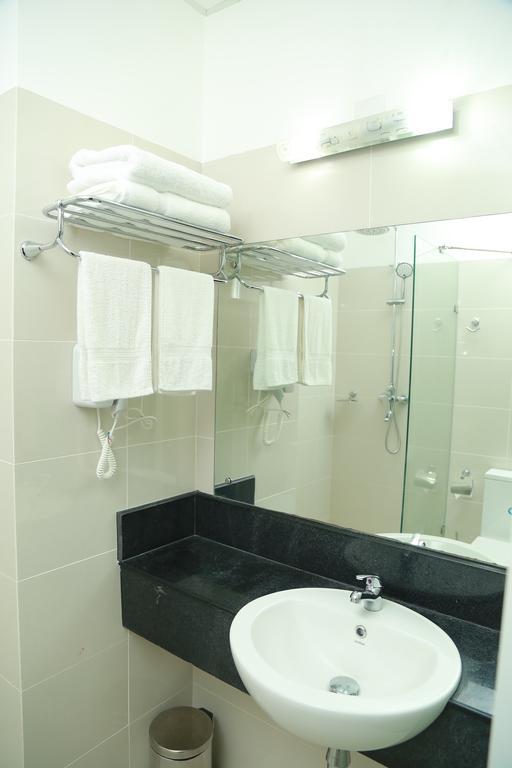 Kdu Hotel Boralesgamuwa Dış mekan fotoğraf