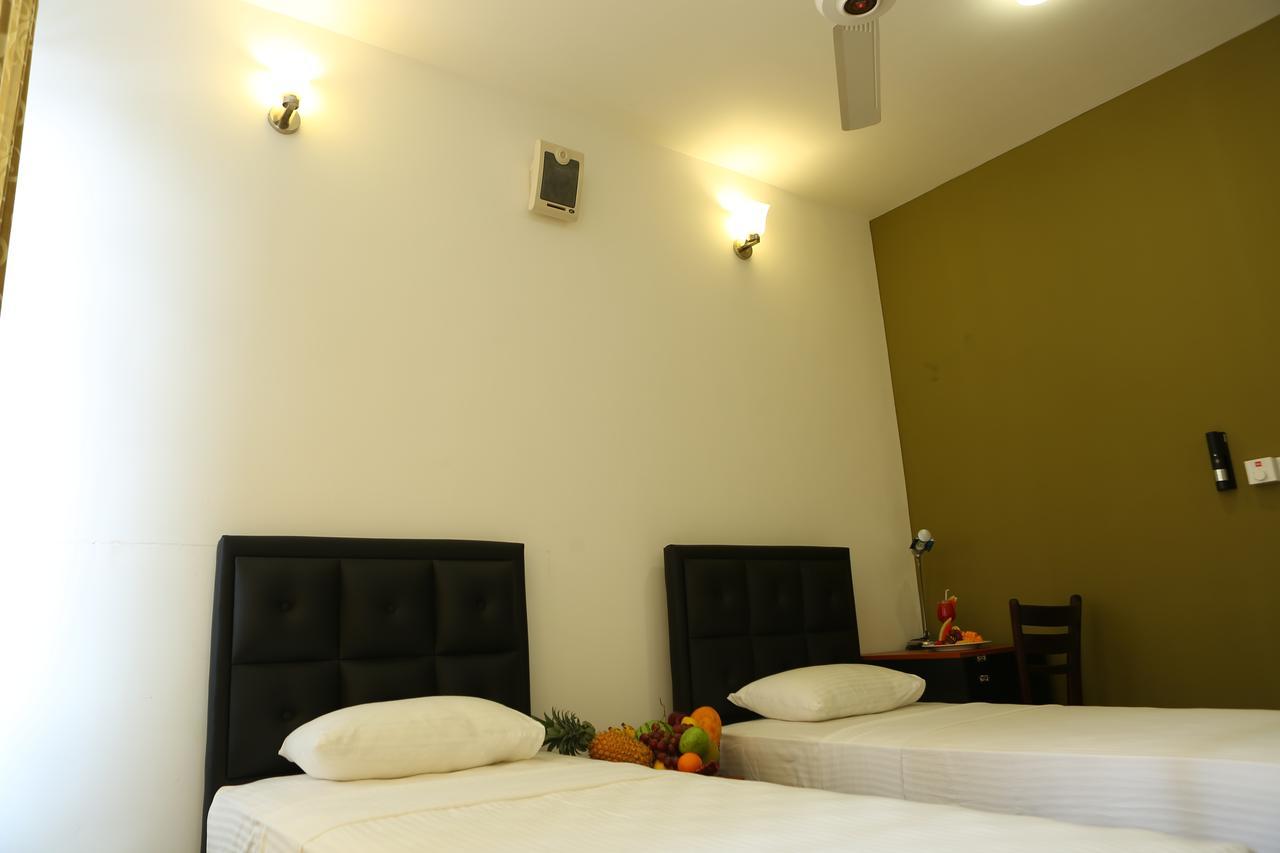 Kdu Hotel Boralesgamuwa Dış mekan fotoğraf